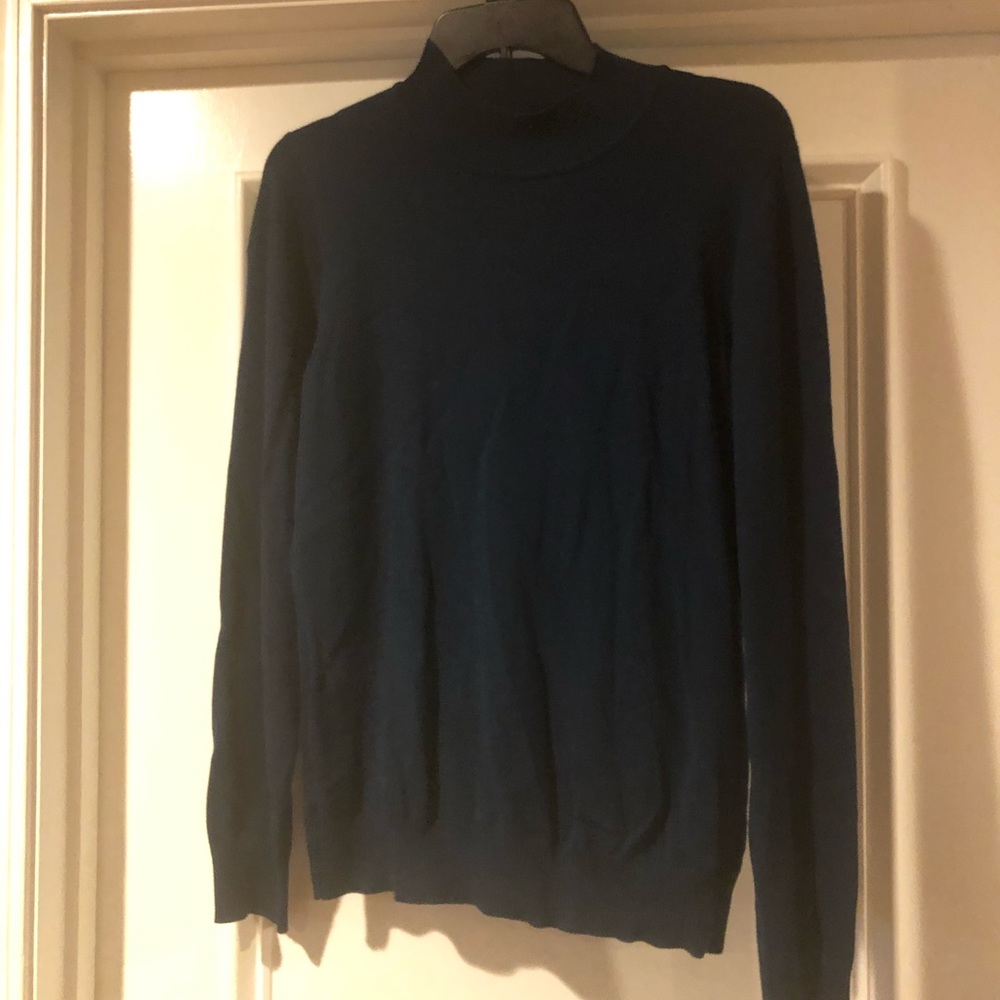 Made by Johnny Moc Turtleneck Swewter